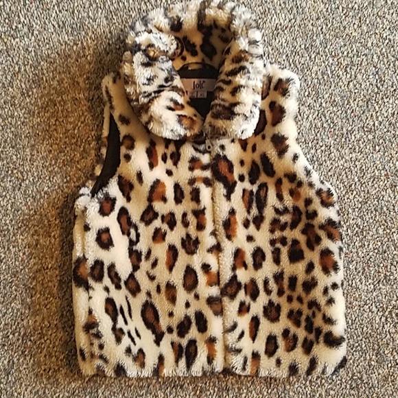Other - Girls leopard vest